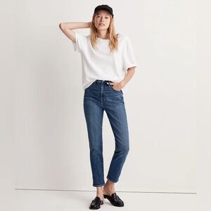 Madewell The Petit Perfect Vintage Jean in Manorford Wash: Instacozy Edition